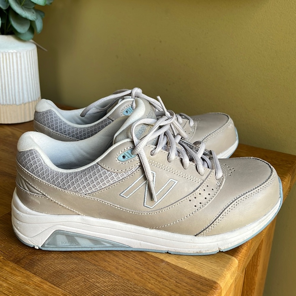 New Balance 928v3 Walking Shoes